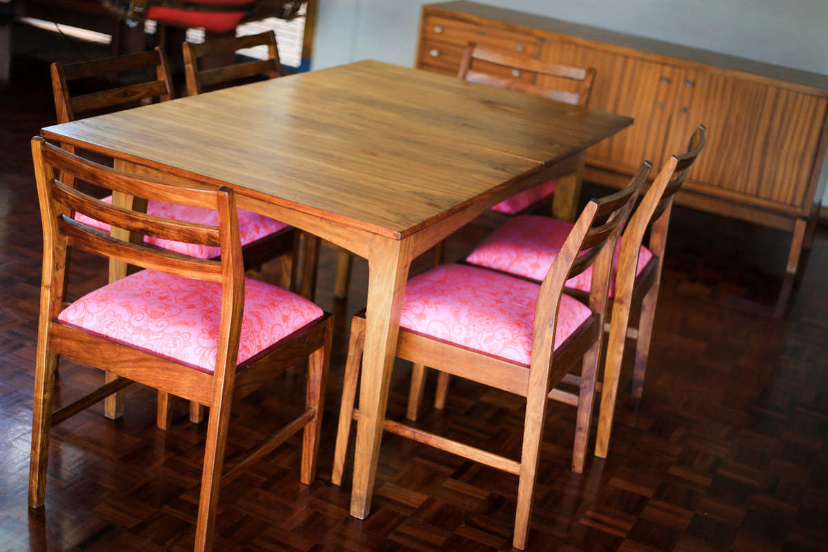 Extendable Dining Table and Six Kiaat Chairs - Table