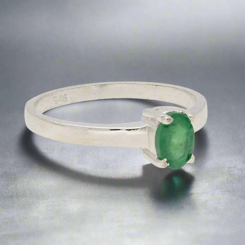 Sterling Silver Emerald Oval Solitaire Ring