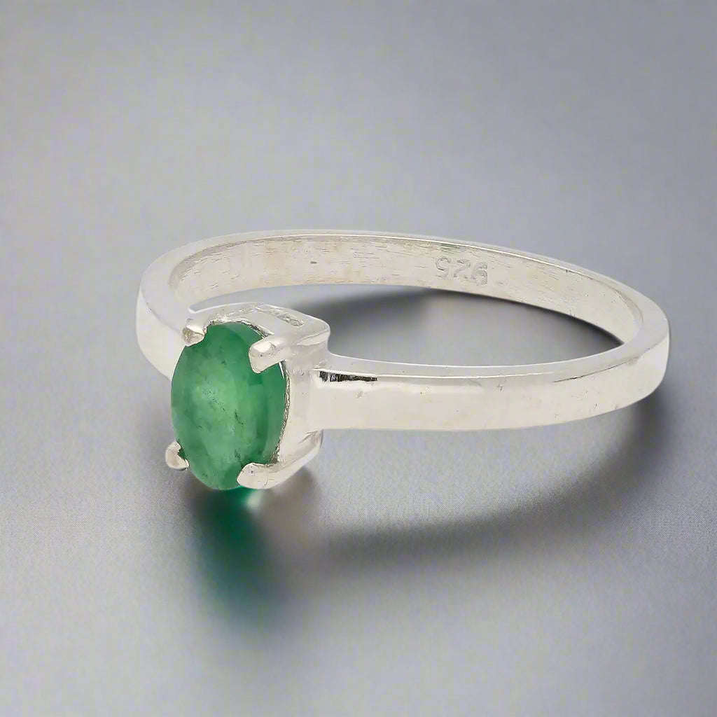 Sterling Silver Emerald Oval Solitaire Ring