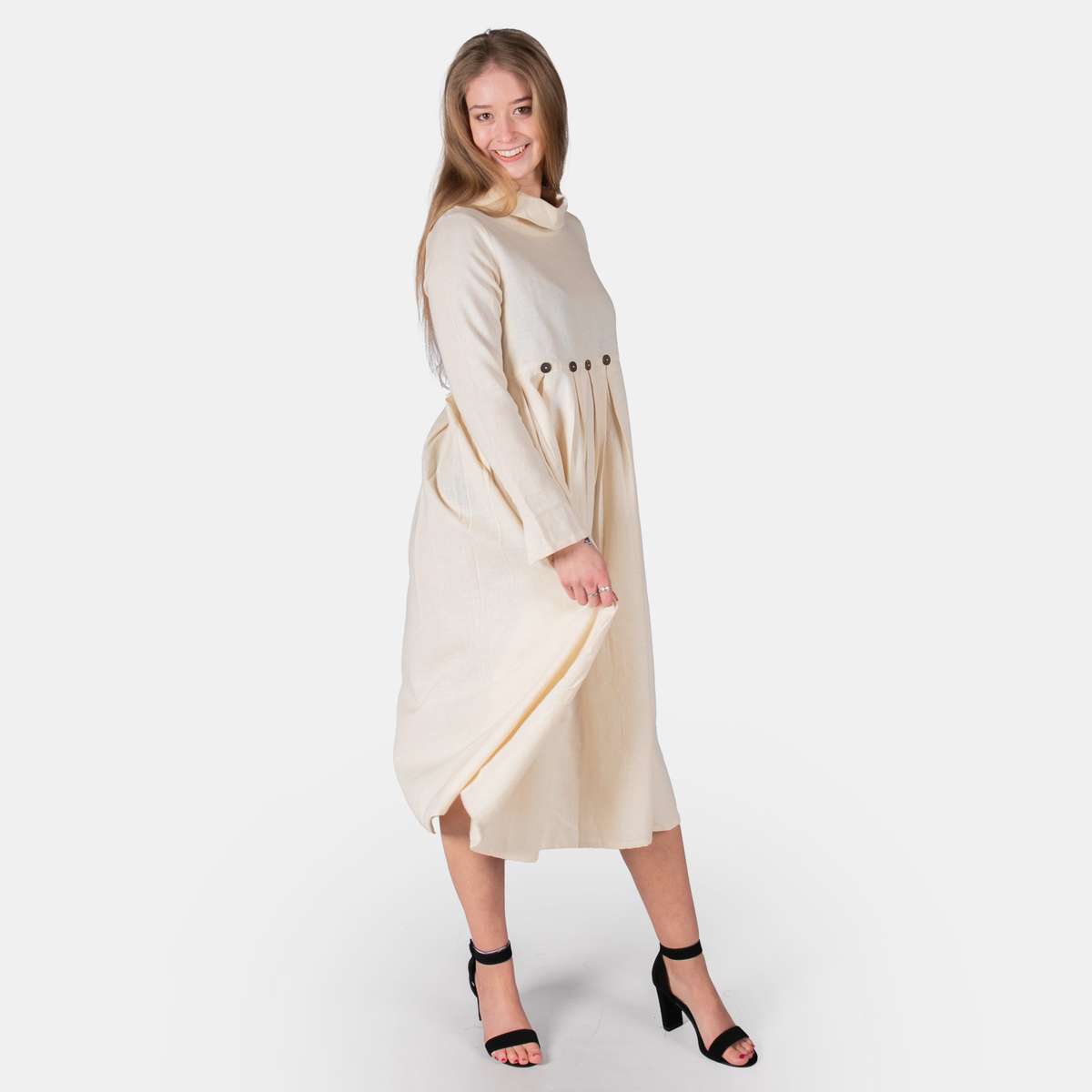 Woman's Austria Long Sleeve Dress