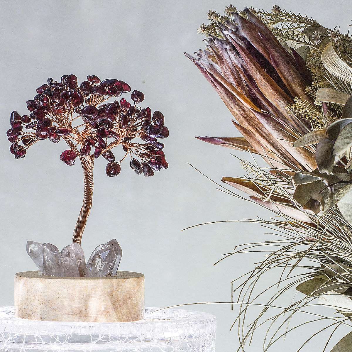 Crystal gemstone tree of life - Night light  - Garnet