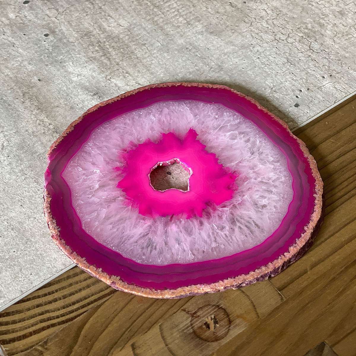 Agate Slice - Pink - Size 5 (13cm x 12cm)