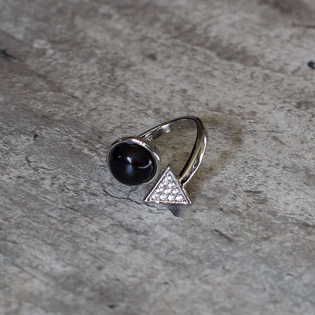 Triangle Adjustable Ring - Black Agate
