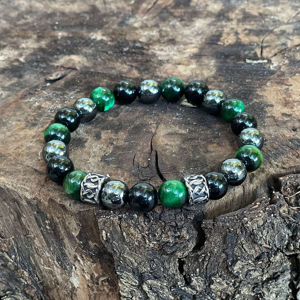 The Triple Protection Bracelet (10mm) Green