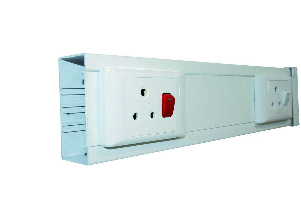 110X50 Single Compartment Power Skirting /2M