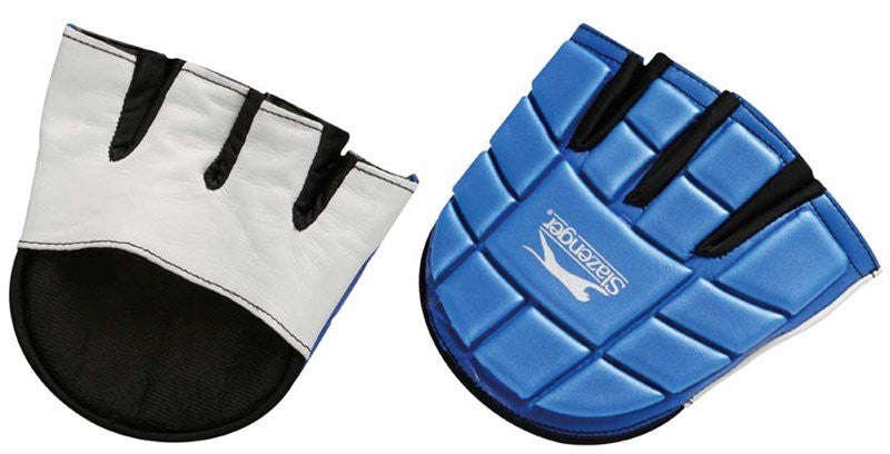 Slazenger Classic Hockey glove - Black / Medium