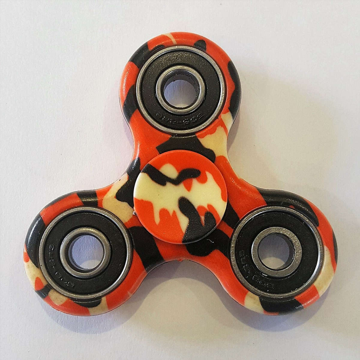 Fidget Spinner / Tri-Spinner - Camo Designs - Orange Camo Print