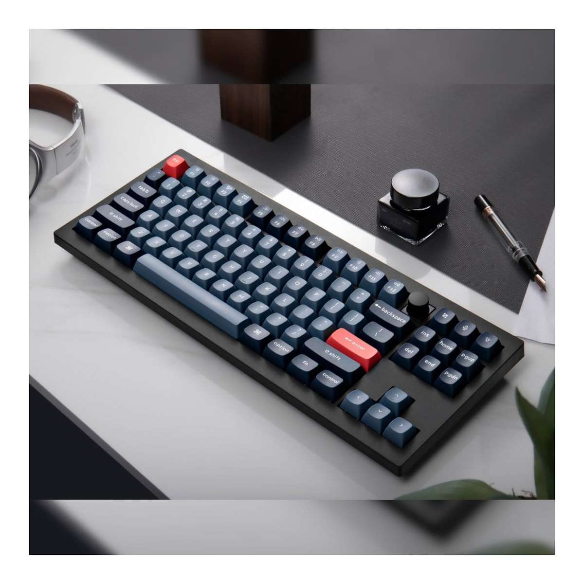 Keychron V3 Max QMK/VIA Wireless Custom Mechanical Keyboard Carbon Black V3M-D4
