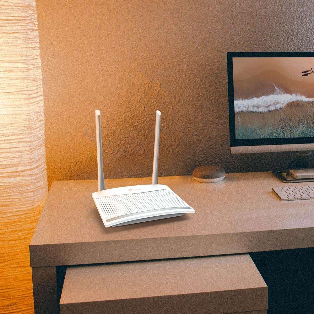TP-Link TL-WR820N Wi-Fi 4 Wireless Router Single-band 2.4GHz Fast Ethernet White