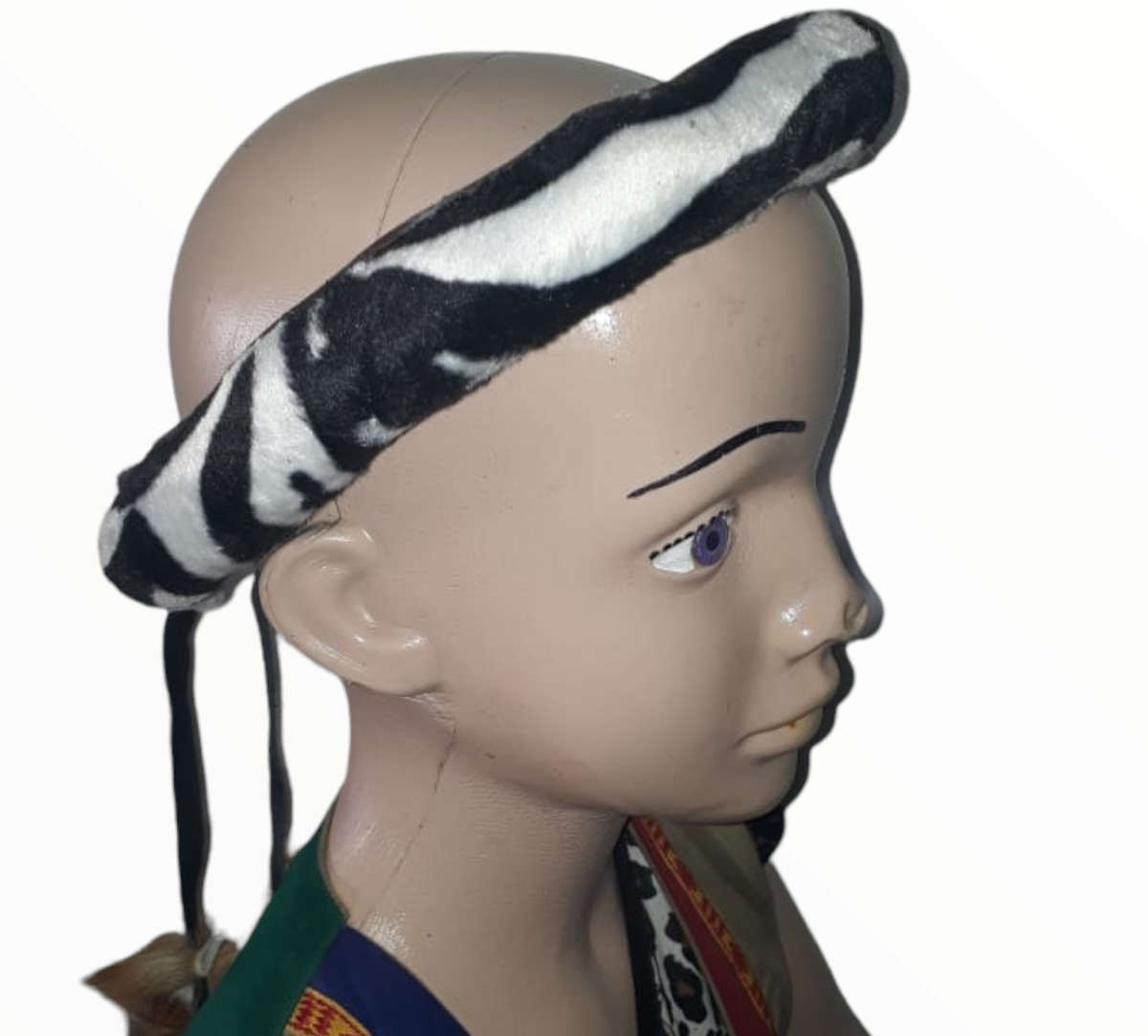 Xhosa Umqhele Black/White