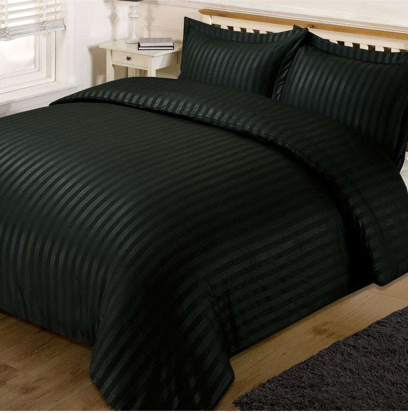 Black Microfibre Fitted Sheet - Queen