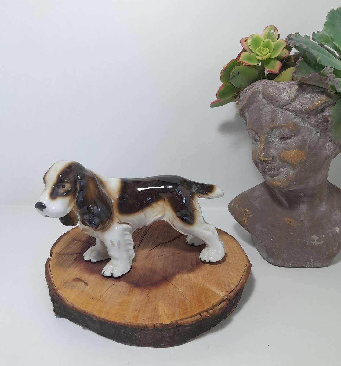 Vintage Porcelain Dog Figurine  Cocker / Springer Spaniel.