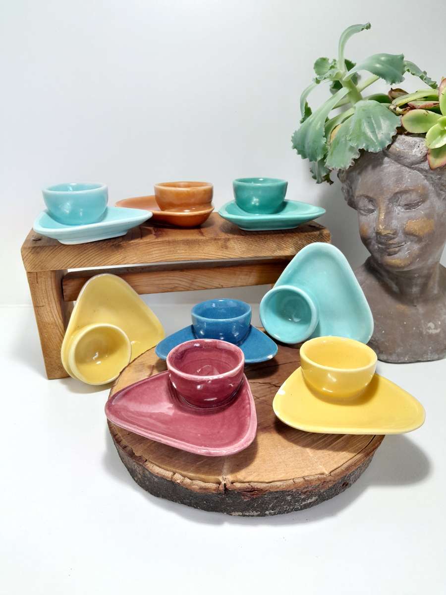 Set of 8 Mid-Century Mordern (MCM) Ceramic Egg Cups