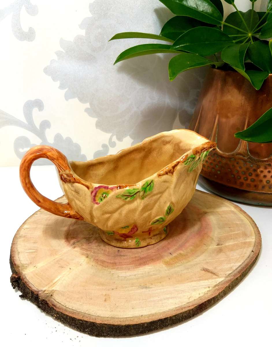 1950s Vintage Brentleigh Ware Ceramic Gravy / Sauce Boat  Leaf Design