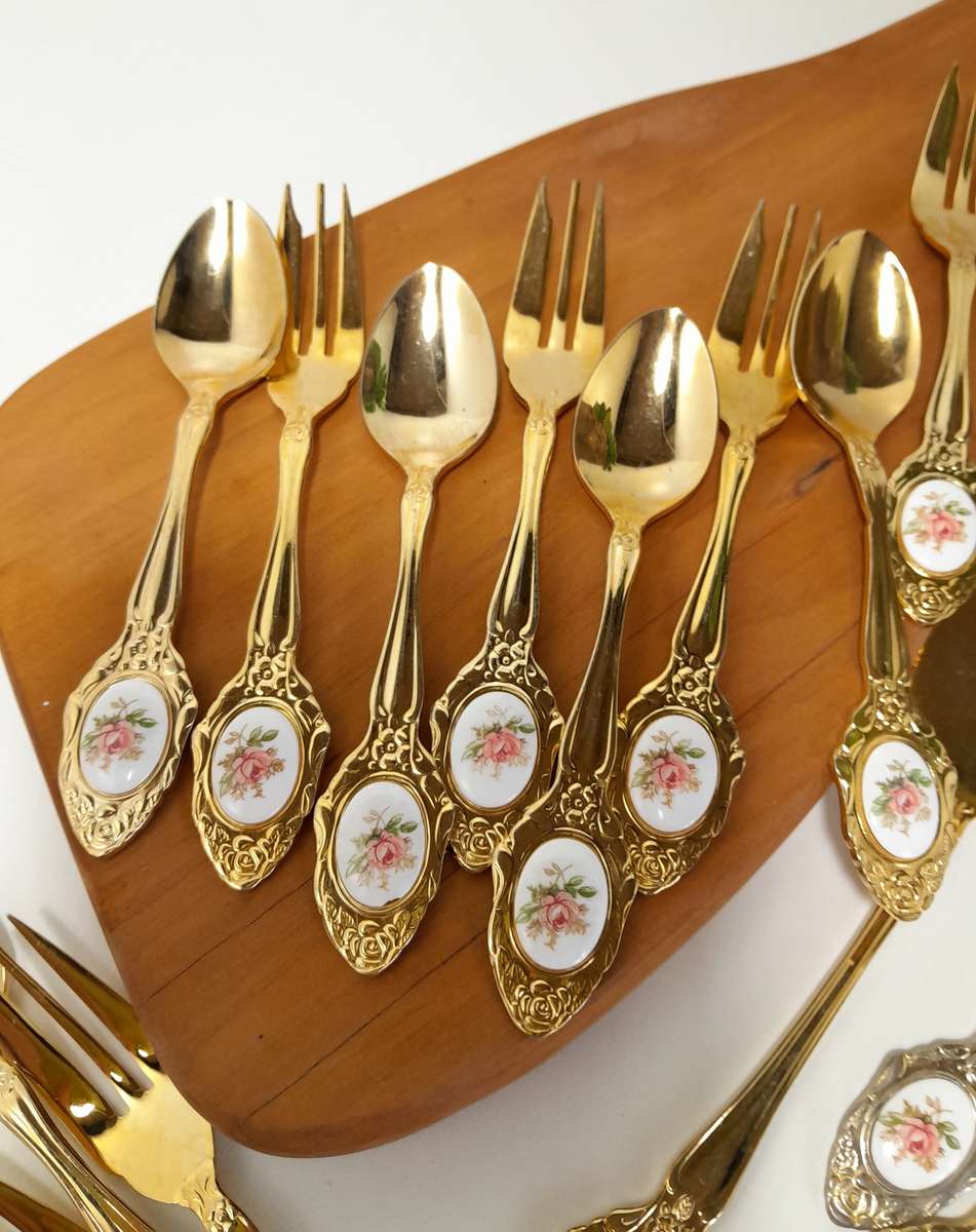 Vintage 22 Piece Gold Plated Eetrite Cake / Dessert Cutlery Set