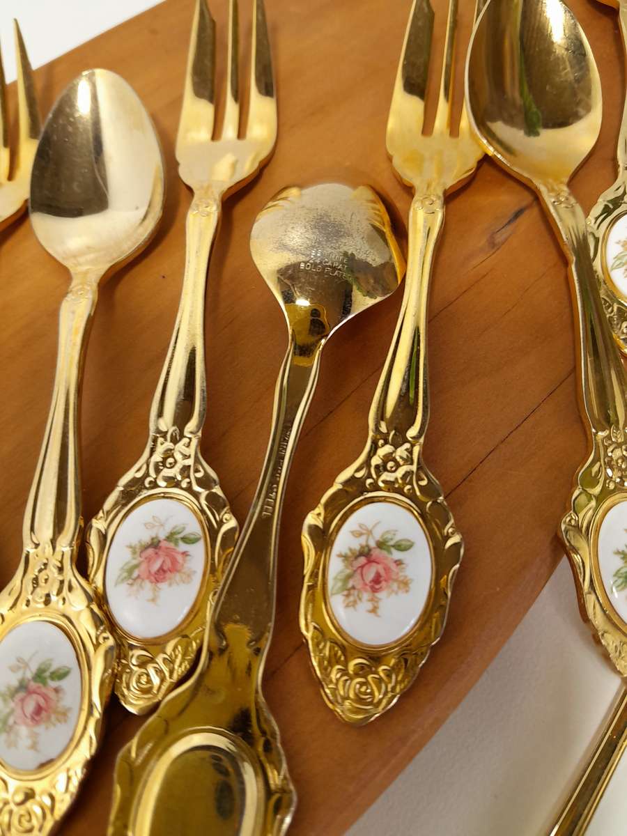 Vintage 22 Piece Gold Plated Eetrite Cake / Dessert Cutlery Set