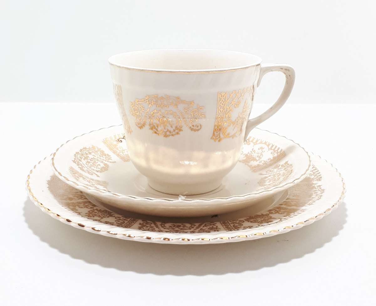 Antique 1913-1920s Johnson Bros Porcelain Tea Trio  JB10 & JB13 Gold Pattern