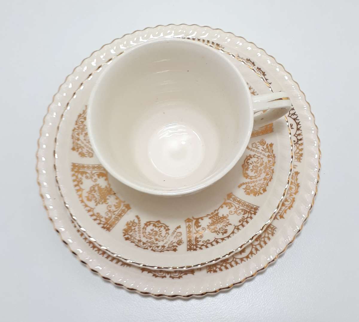 Antique 1913-1920s Johnson Bros Porcelain Tea Trio  JB10 & JB13 Gold Pattern