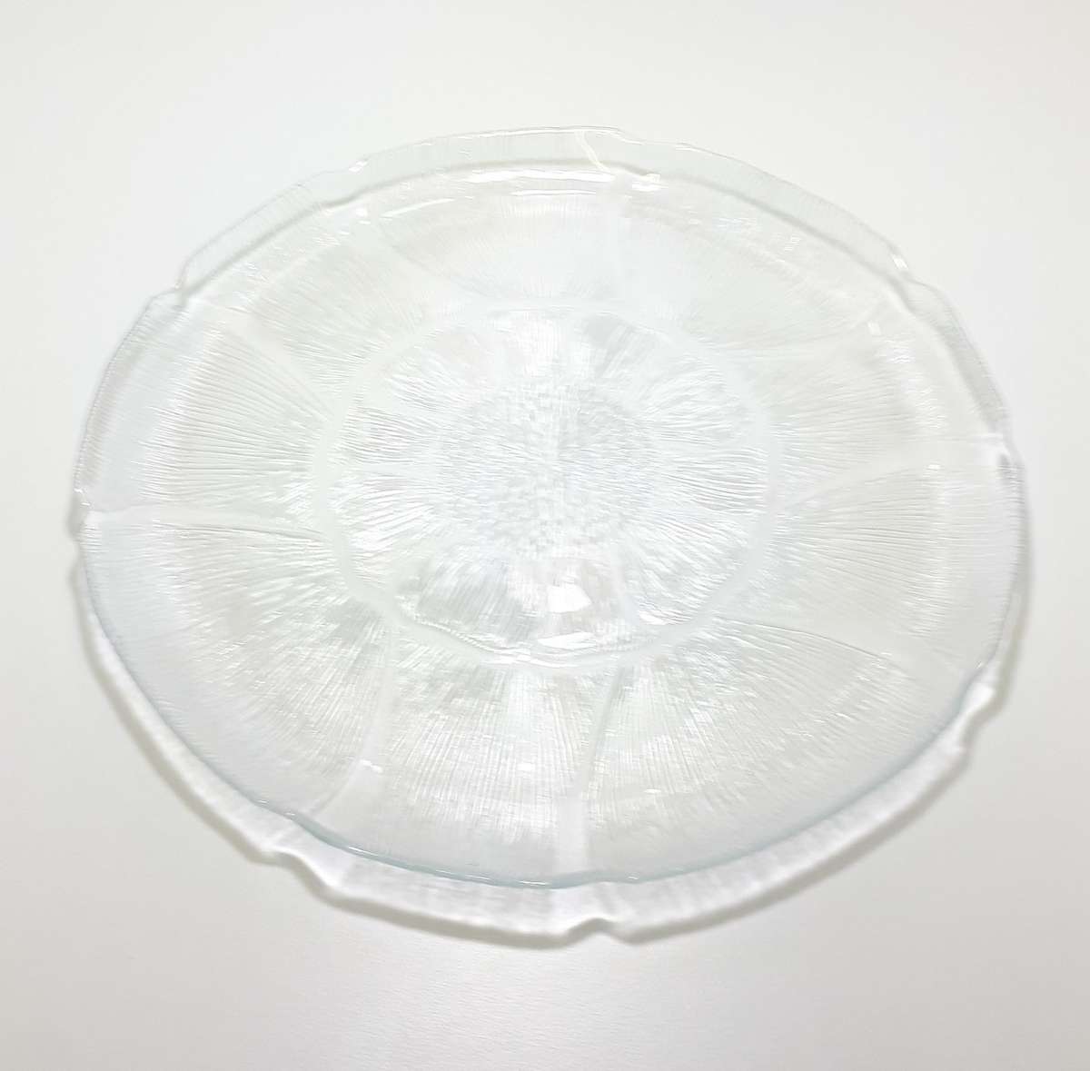 Vintage 1970-1980s Glass Display / Presentation Plate With Embossed Flemish Floral Patterning