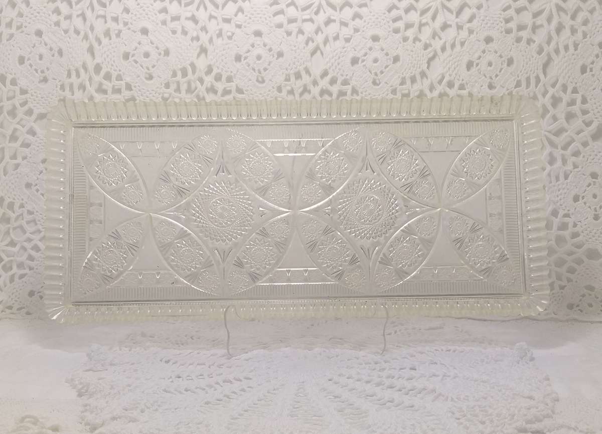 Vintage Transparent & Beautifully Etched Acrylic Snacks/Sandwich Tray