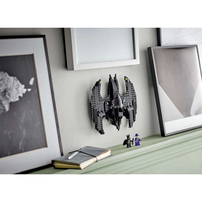 LEGO® 76265 Super Heroes DC - Batwing: Batman vs. The Joker