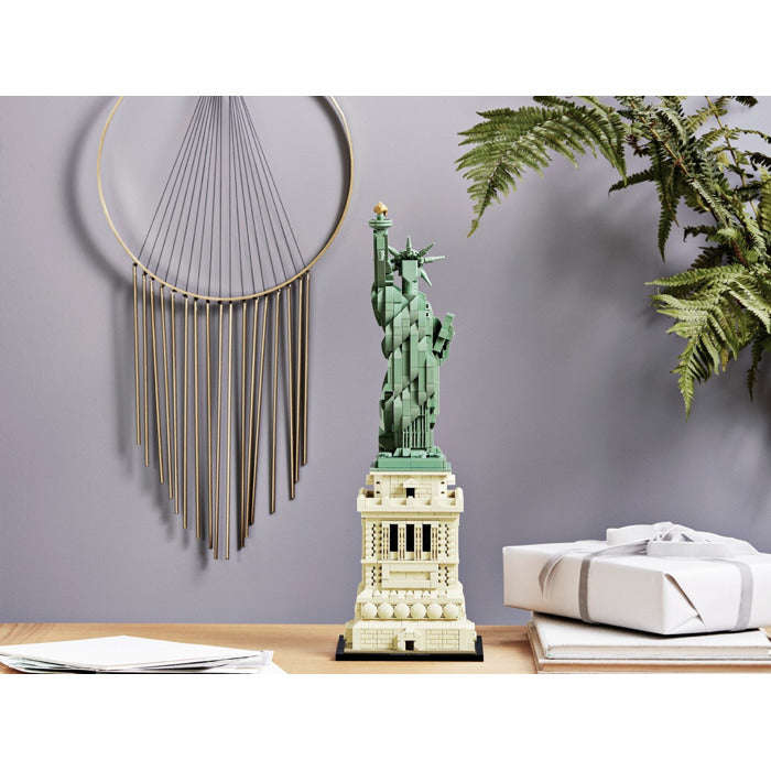 LEGO 21042 - Architecture Statue of Liberty