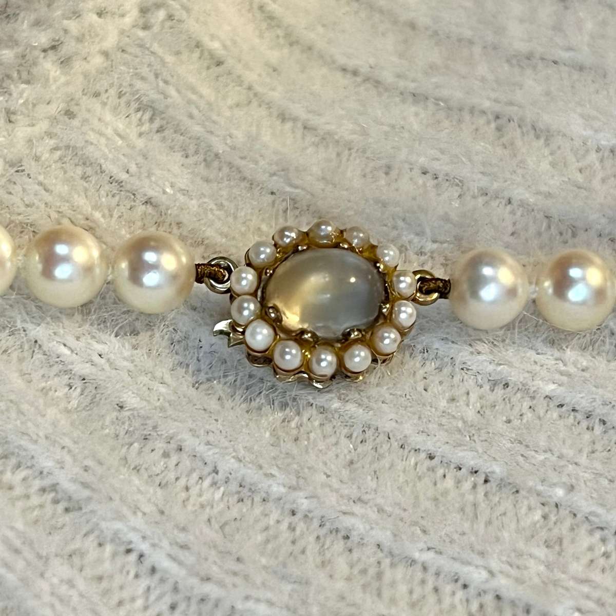 Vintage Pearl Necklace