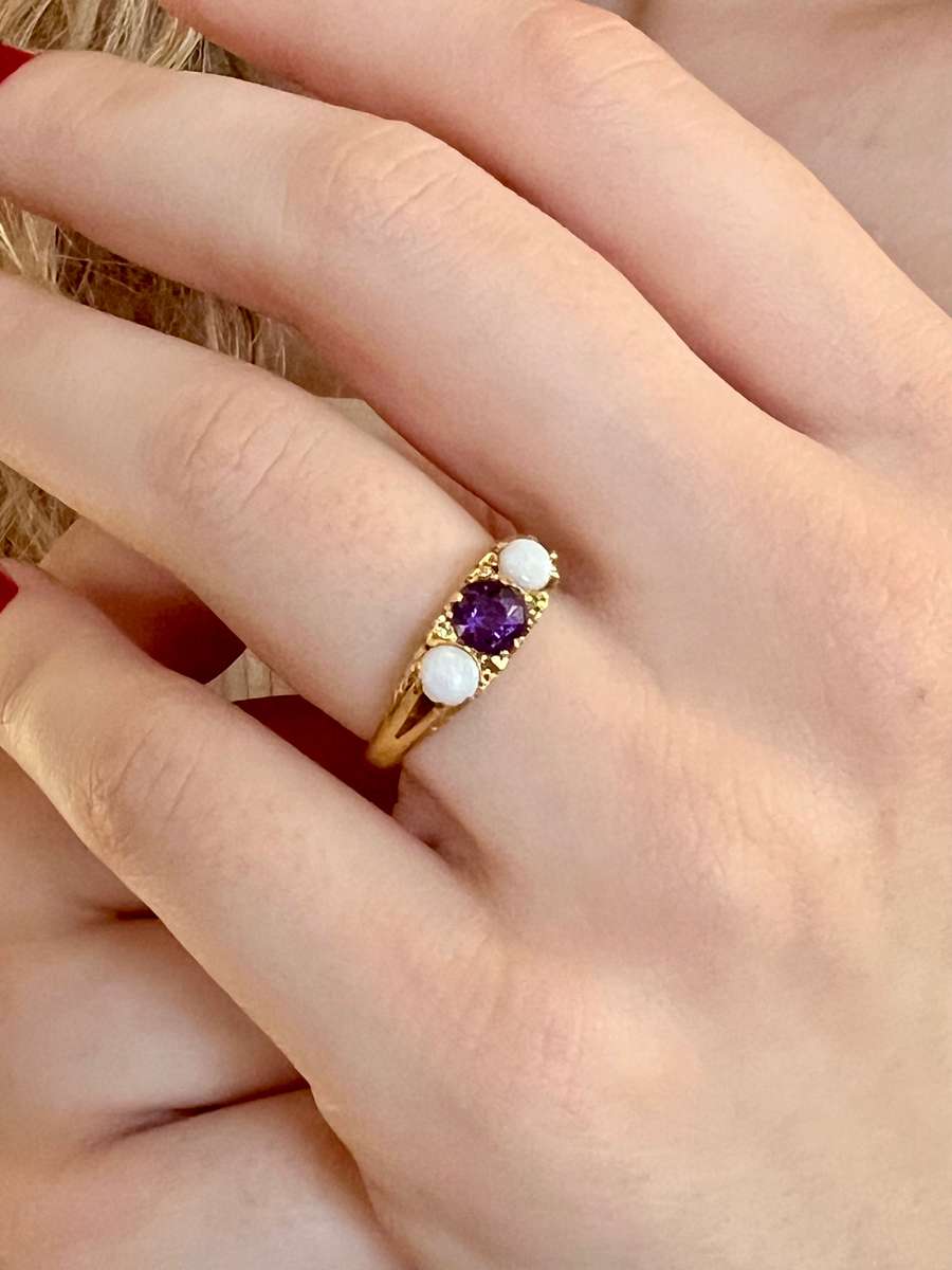 1977 Vintage Opal, Amethyst and Diamond 18ct Gold Ring