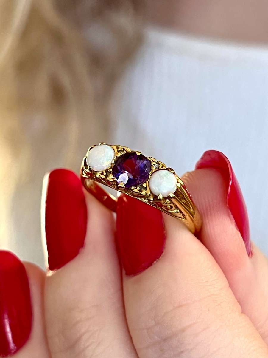 1977 Vintage Opal, Amethyst and Diamond 18ct Gold Ring