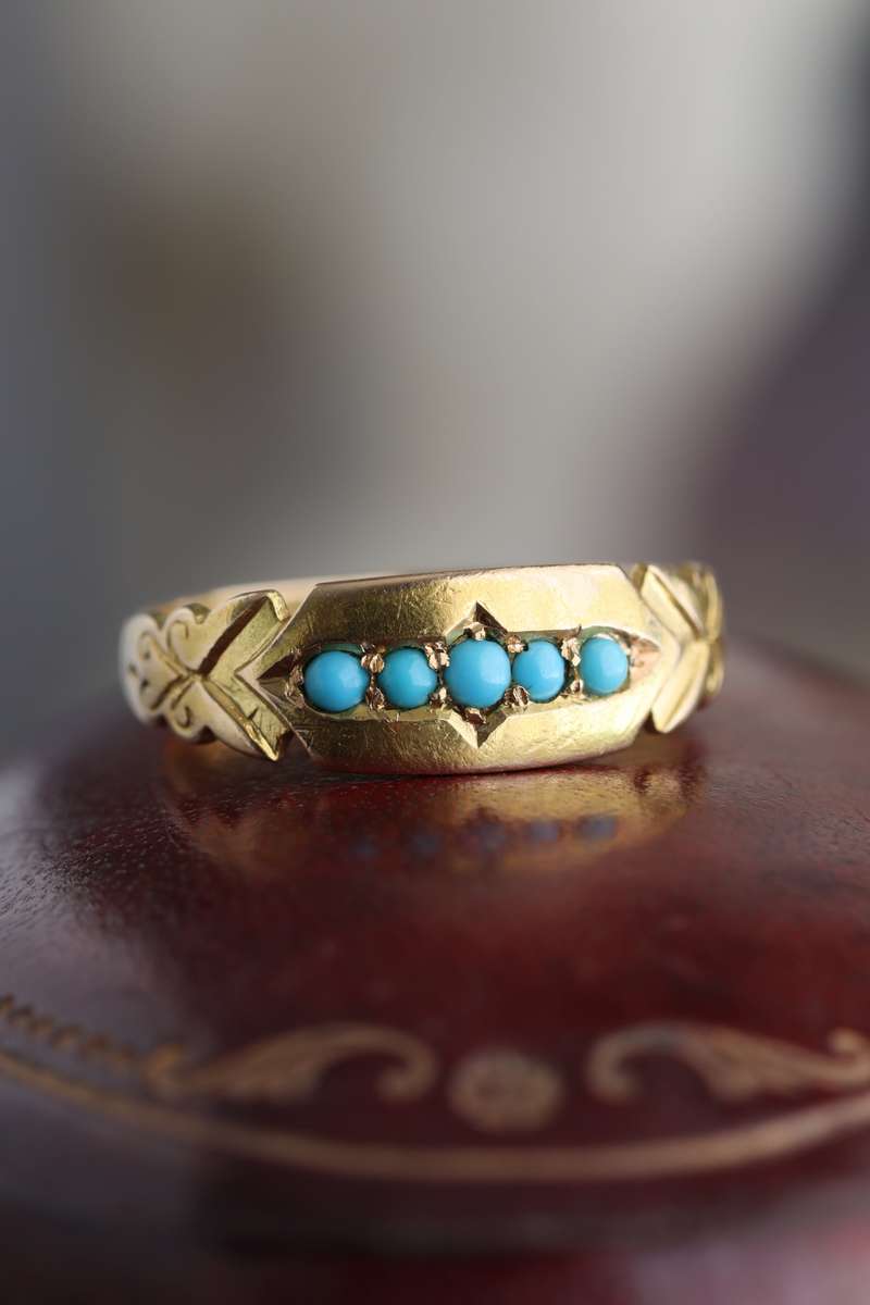 Victorian 15ct Gold and Turquoise Ring