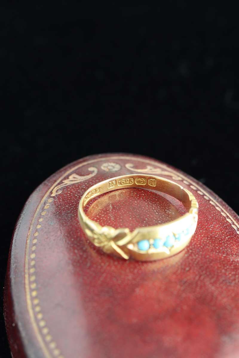 Victorian 15ct Gold and Turquoise Ring