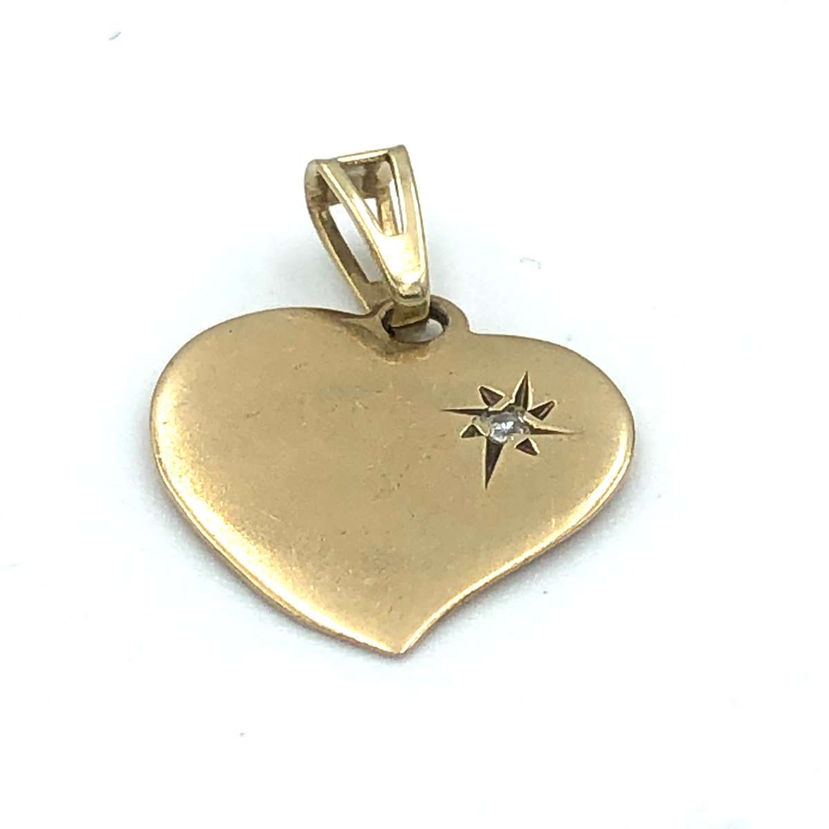 Vintage Gold Heart Pendant with Diamond