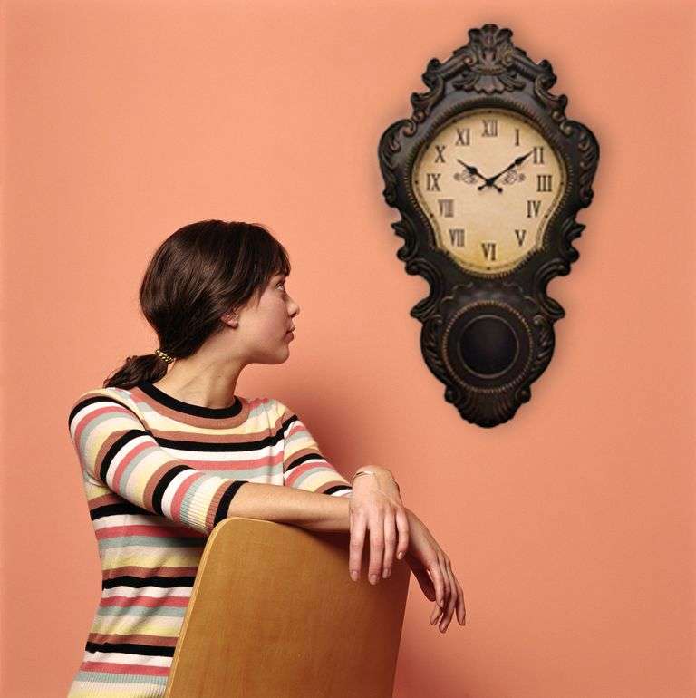 Vintage 70cm Ornate Quartz Wall Clock with Pendulum - Rustic Black Bronze