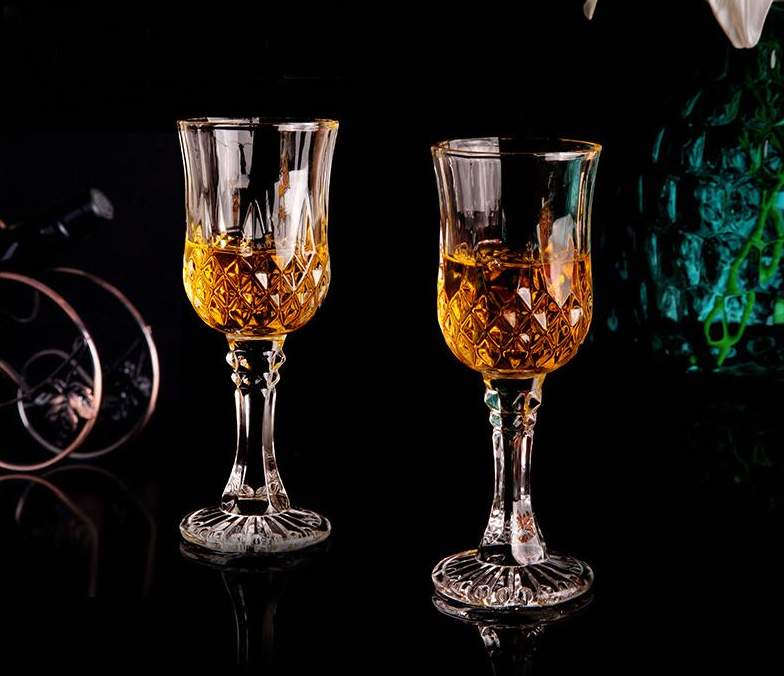 6 Piece Clear White Goblet Wine Glass Set