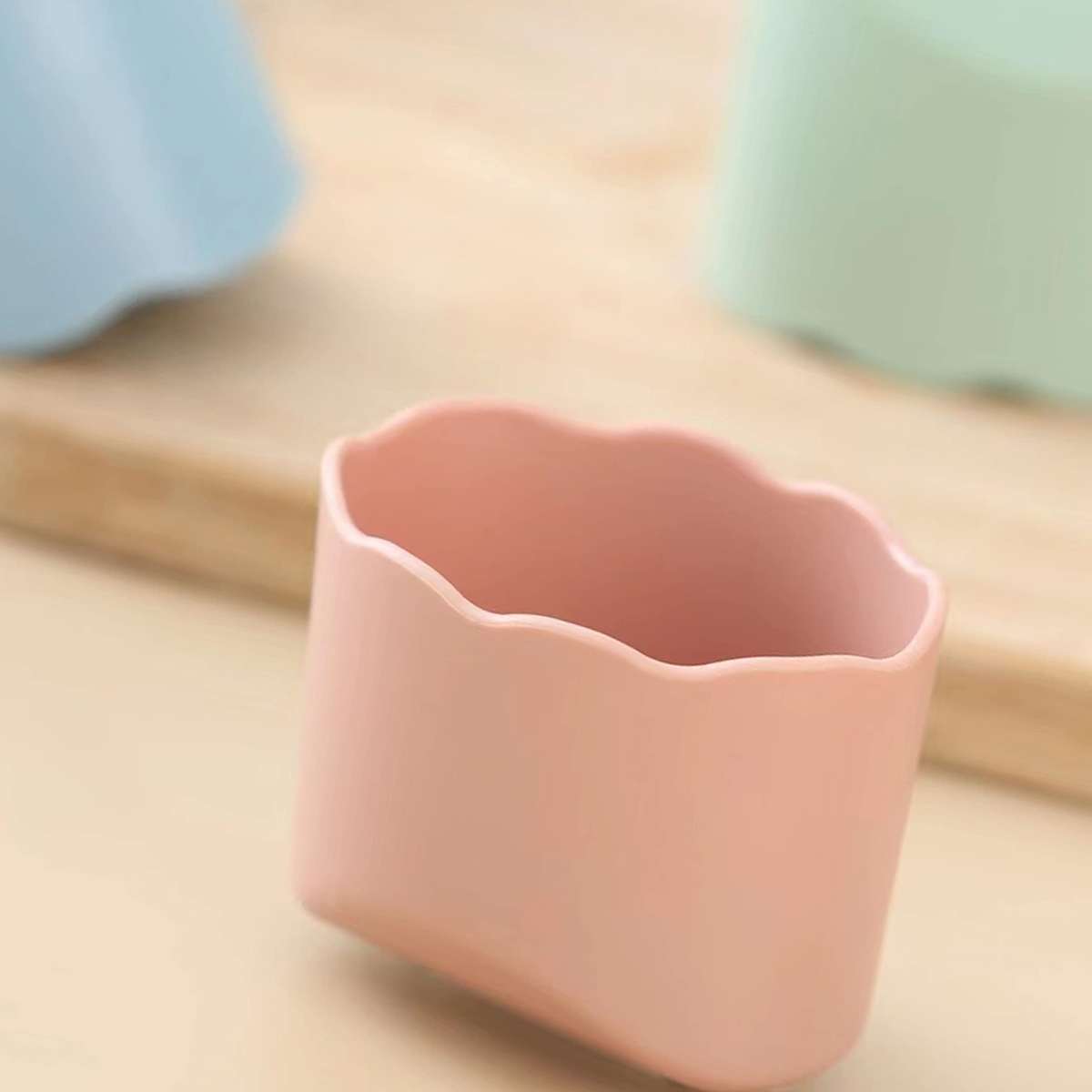 Vegetable Peeler Fruit Peeler with Storage Double Sided Smart Stainless Steel and Plastic Peelers