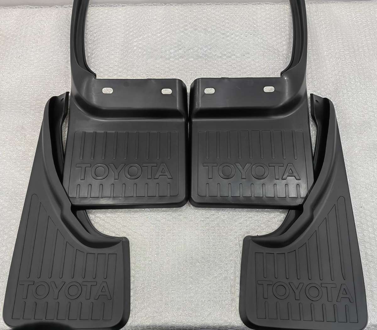 Toyota Hilux 4pc Mud Flaps Set 1998-2004
