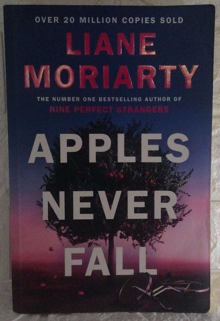 Apples Never Fall (Liane Moriarty)