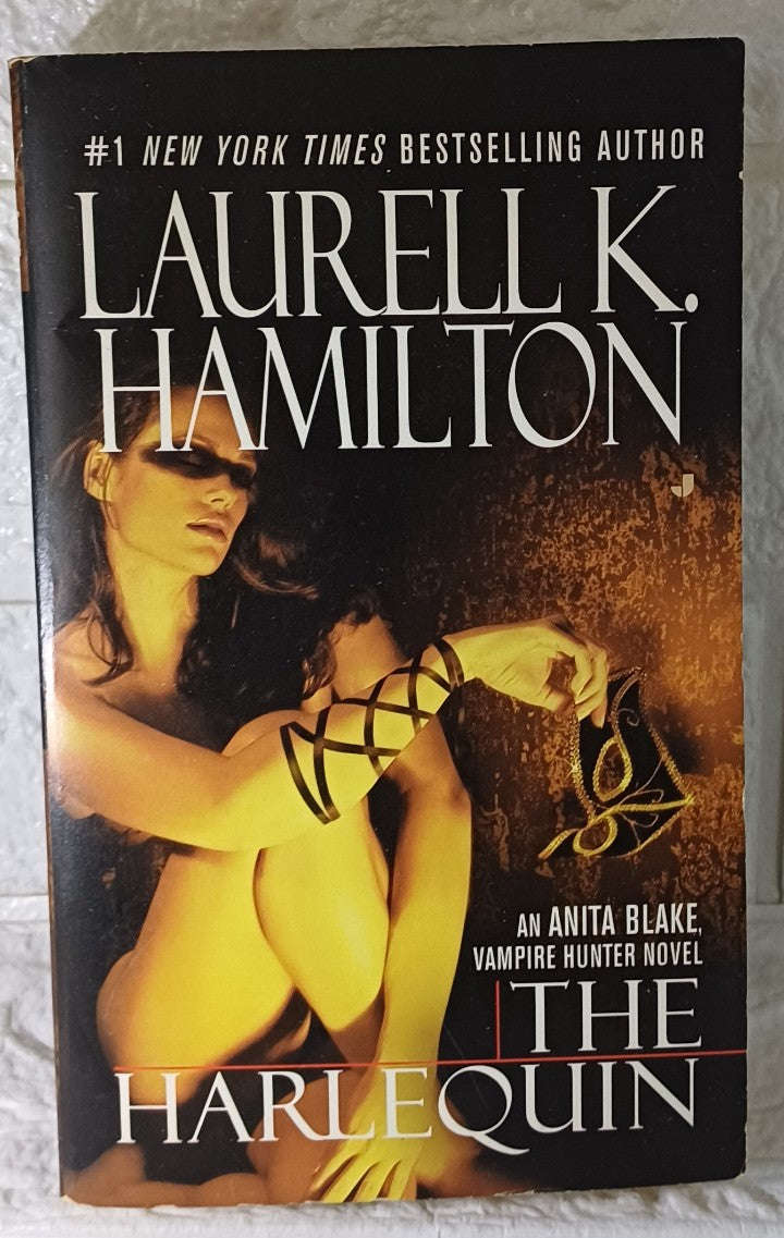 The Harlequin (Anita Blake, Vampire Hunter, #15) (Laurell K. Hamilton)