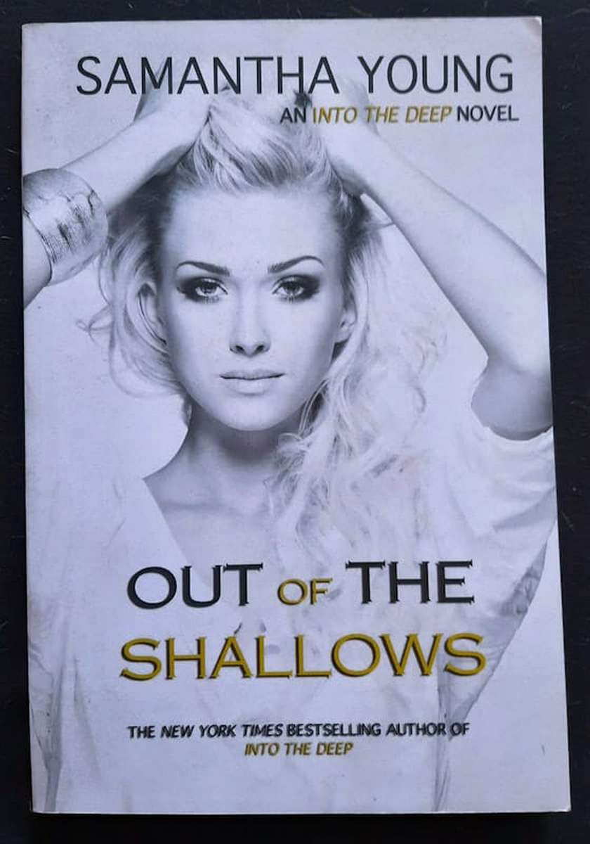 Out Of The Shallows (Into The Deep #2) (Sa...
