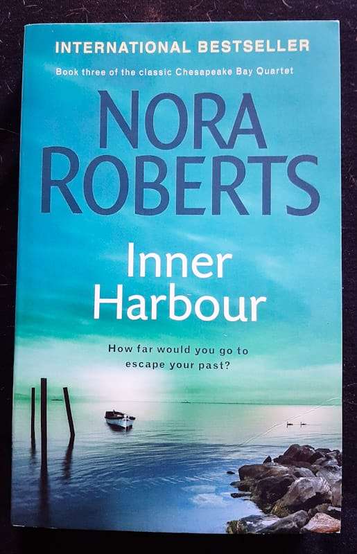 Inner Harbour (Chesapeake Bay Saga #3) (Nora Roberts)