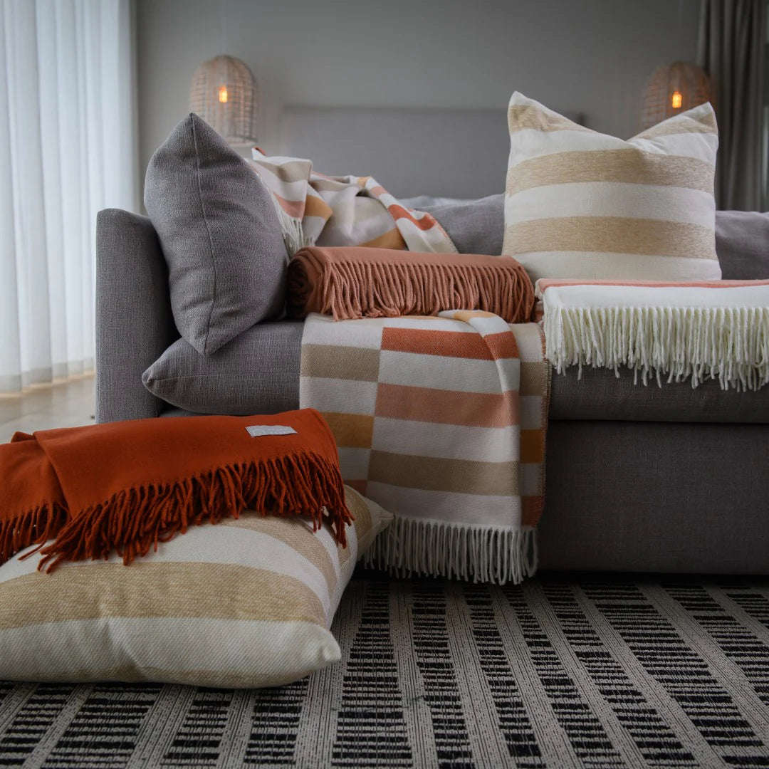 Bella Vita  Sequence | Cinnabar / Dark Beige