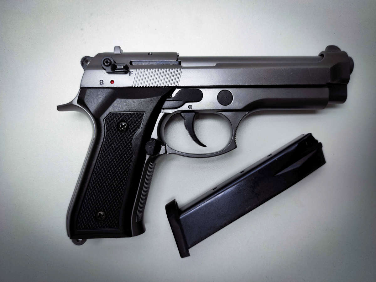 BLOW F92 BLANK GUN - FUME