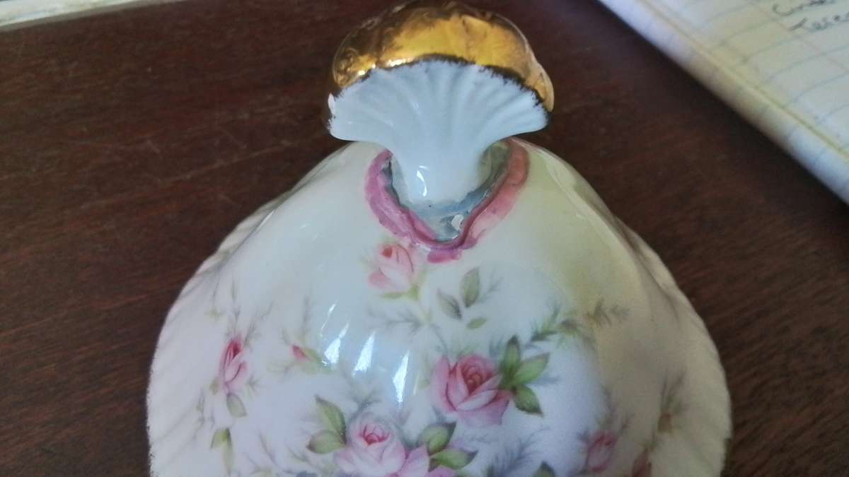 Paragon Victoriana Rose Teapot