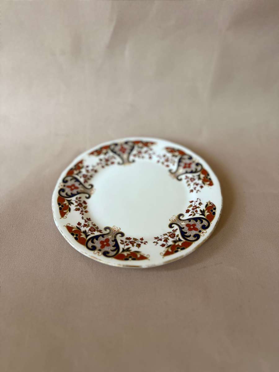 Colclough Cake Plate 16cm