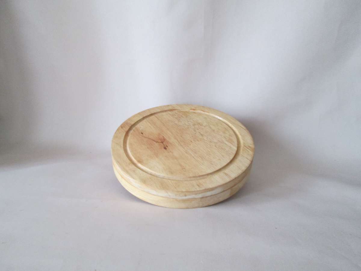 Round Wooden Cheese Board Set