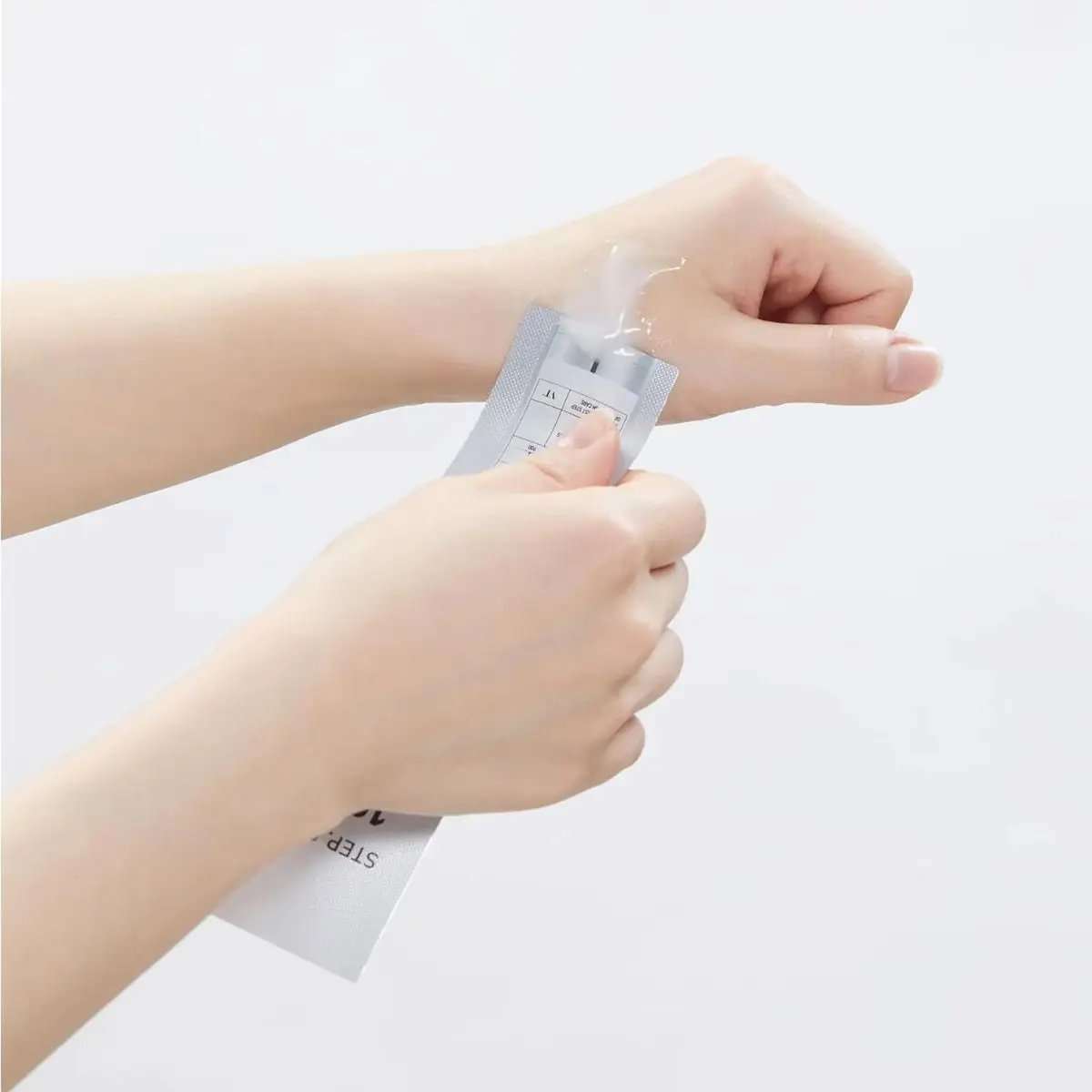 VT  Mild Reedle Shot 50 2-Step Mask (1.5g + 25g)