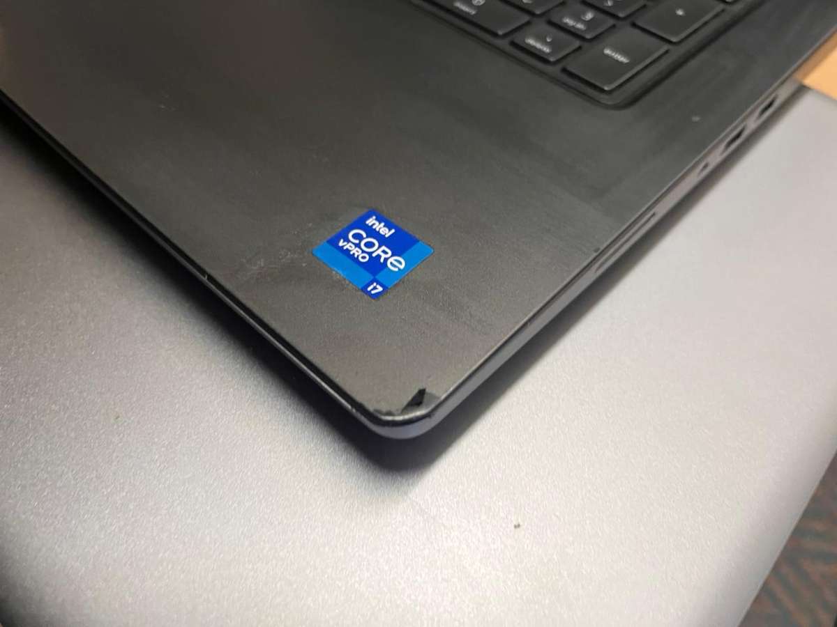 REFURBISHED - DELL PRECISION 7760 - I7 11TH GEN - 64GB DDR4 - 1TB NVME - NVIDIA RTX A4000 8GB GDD...