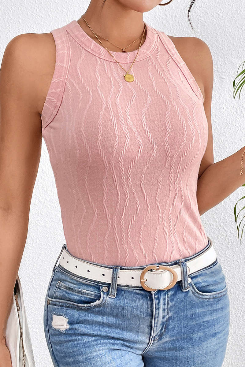 Gossamer Pink Solid Color Textured Wavy Slim Fit Tank Top