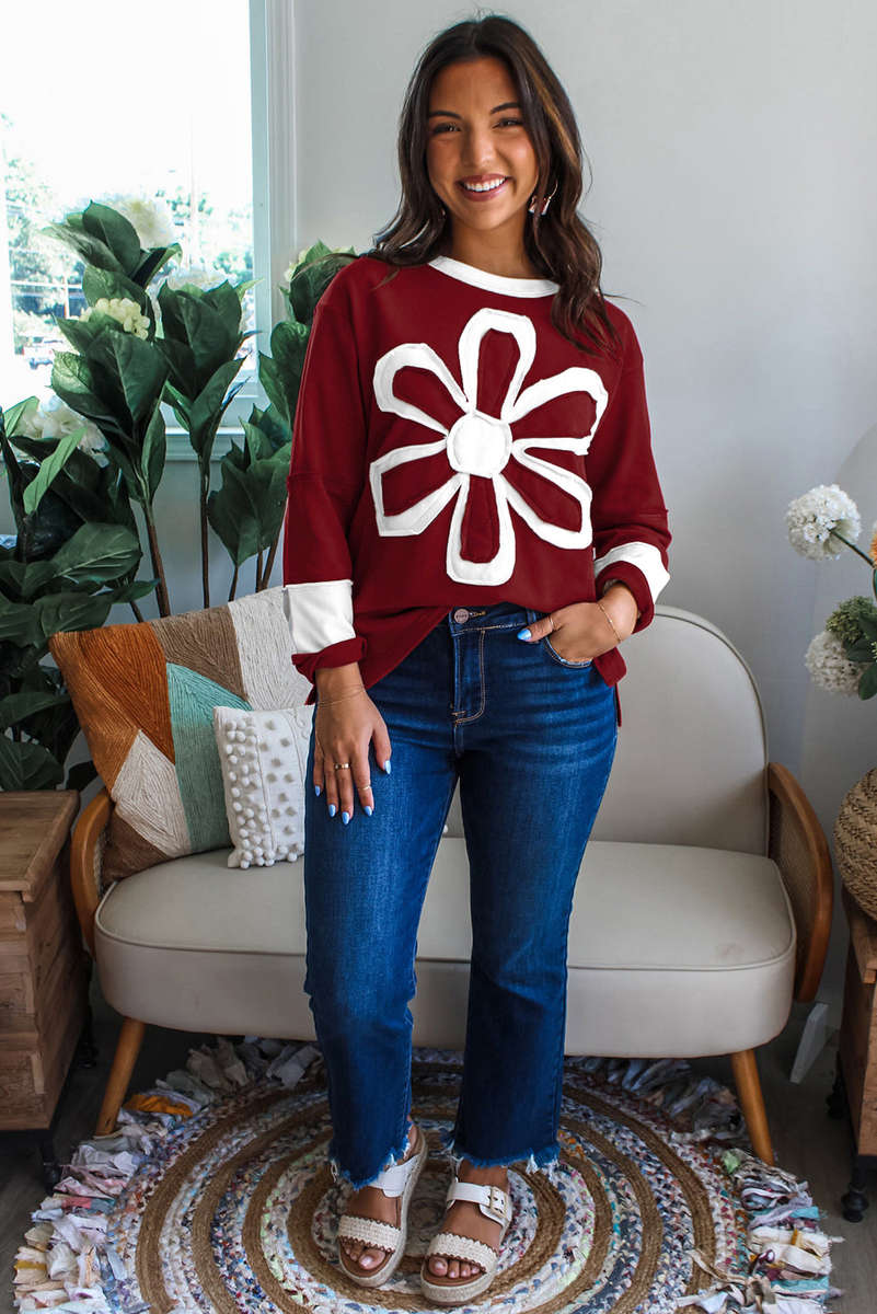 Red Dahlia Cheerful Daisy Flower Patched Round Neck Long Sleeve Top