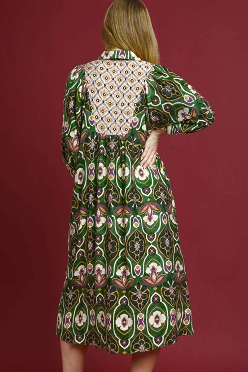 Green Plus Size Mixed Floral Patchwork V Neck Bracelet Sleeve Maxi Dress